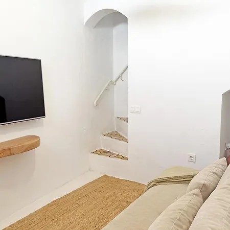 Val Stylish Townhouse *